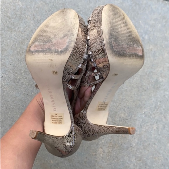 Gianni Binni Gold Heels - Picture 7 of 7